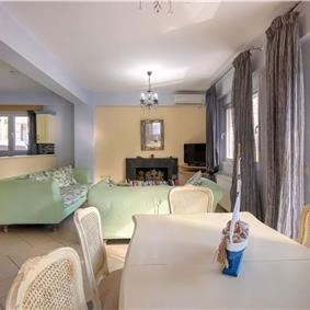 7 bedroom seaside villa with pool, Kassiopi, sleeps 13